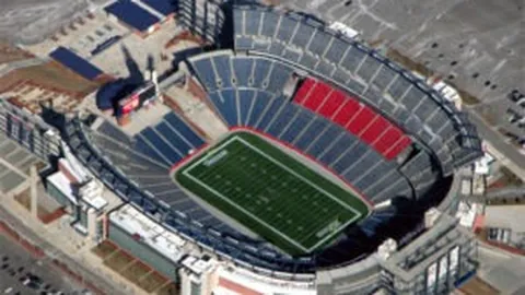 火箭主场力克森林狼，爱德华兹砍下37分独领风骚