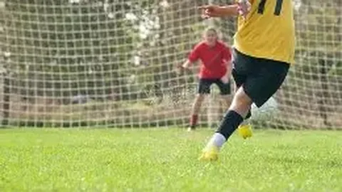 卢克曼承诺：勇敢承担点球重任，责任在我肩上。